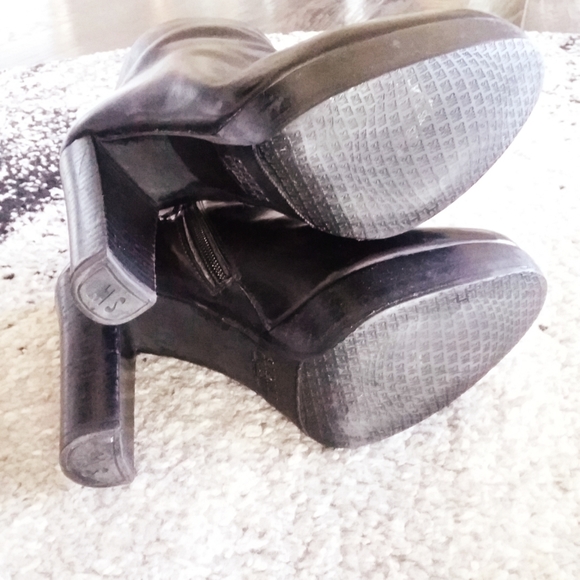 Stuart Weitzman platform heels size 5 - Picture 3 of 4